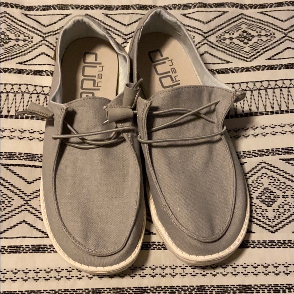 Hey dudes size 8 never worn